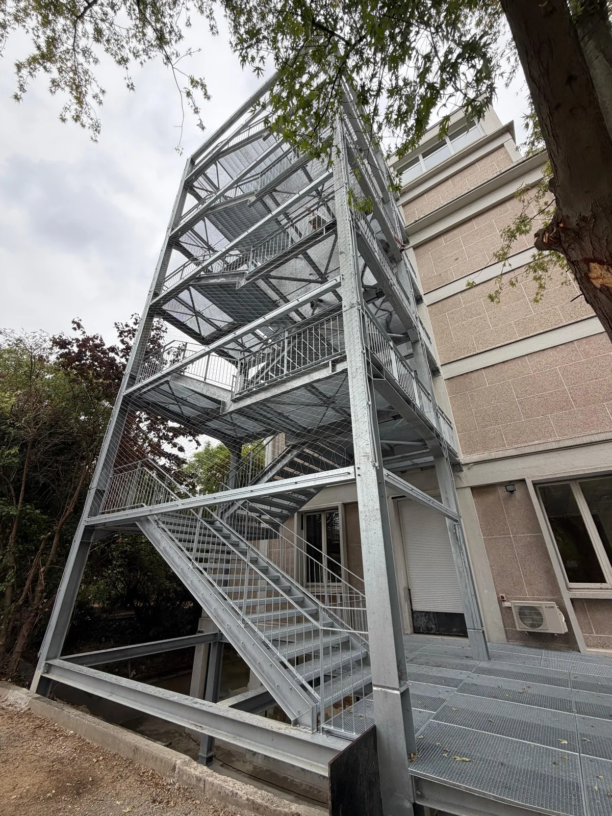 Chantier ABR : Escalier métallique et garde-corps