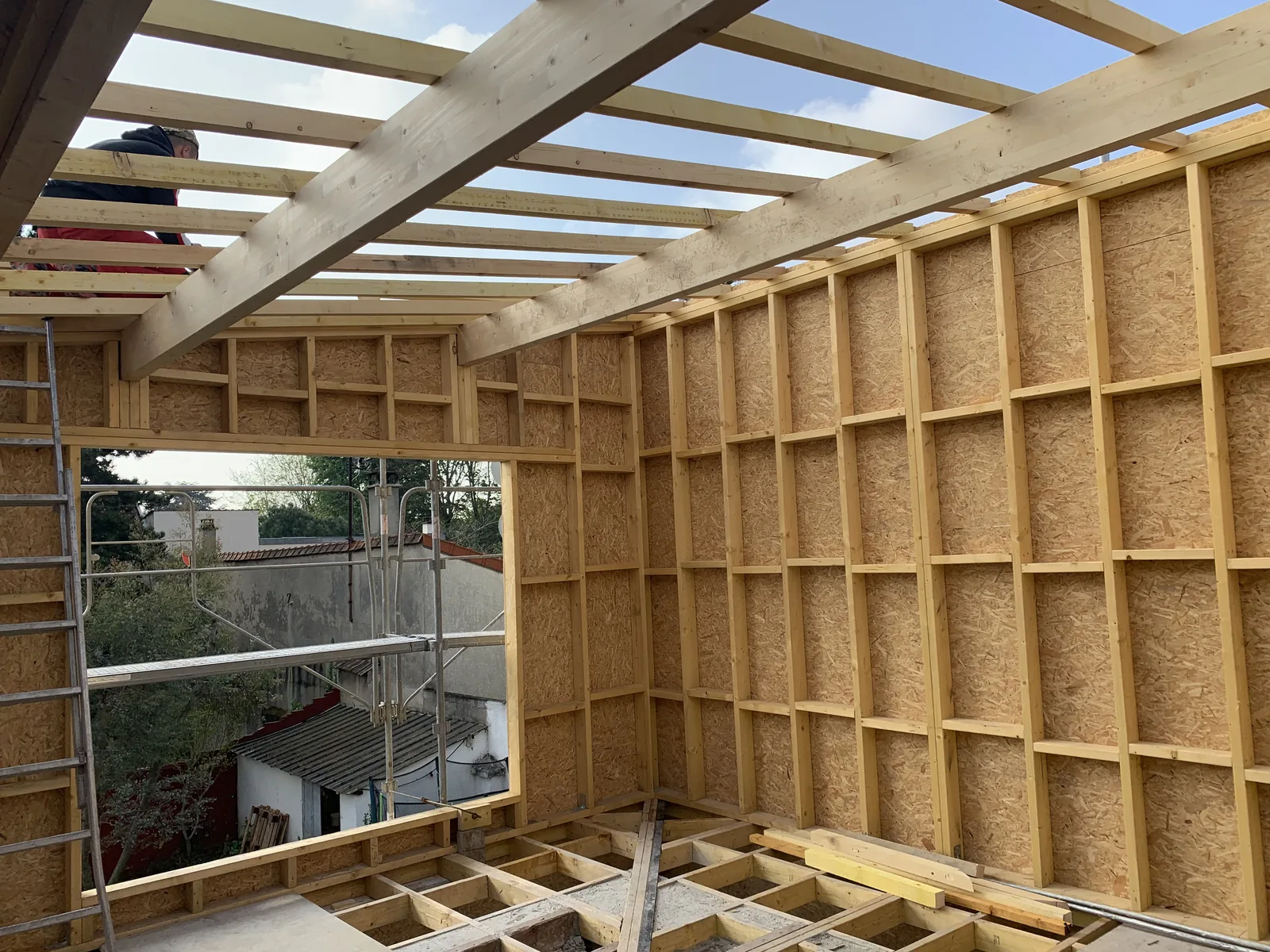 Chantier ABR : Murs à ossature bois, baie en attente